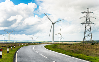 UK wind power record breezes past 22,000MW mark for first time