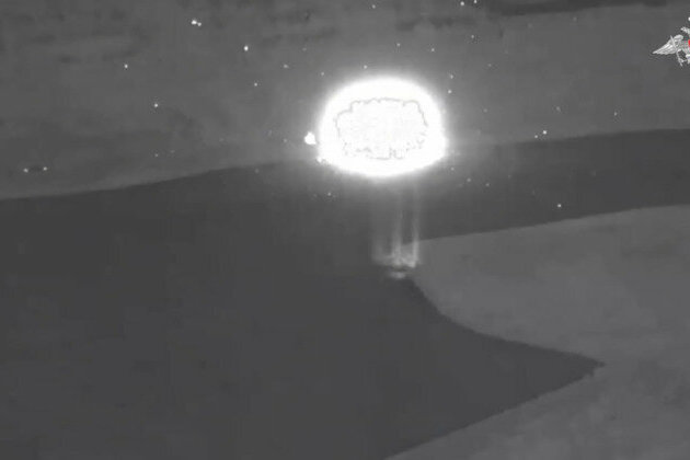 Russian Iskander missile hits Ukrainian HIMARS  MOD 