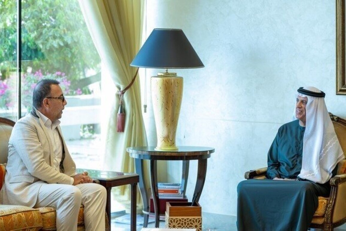 RAK Ruler receives Italian sculptor Lorenzo Quinn