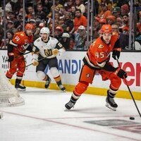 Ducks find power-play success, edge Knights to even series