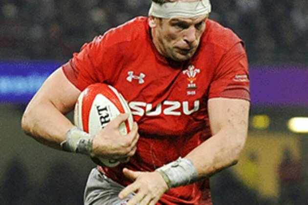 Wales captain signs new long-term deal
