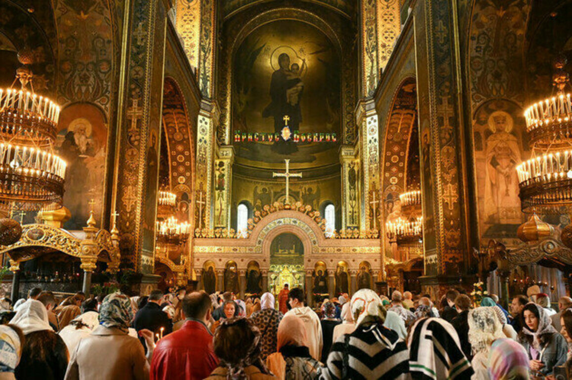 Kiev wants its largest Christian denomination banned