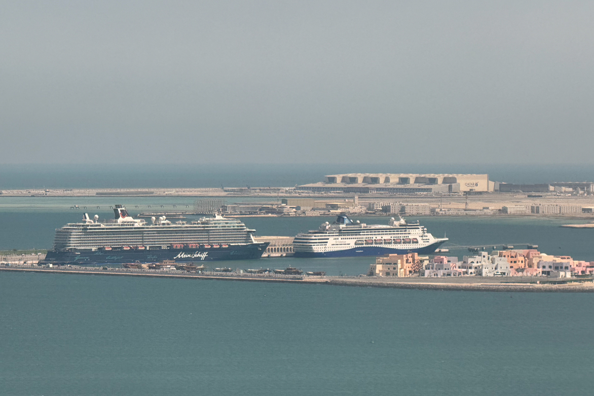 QATAR-DOHA-CRUISE SHIP-STRANDED