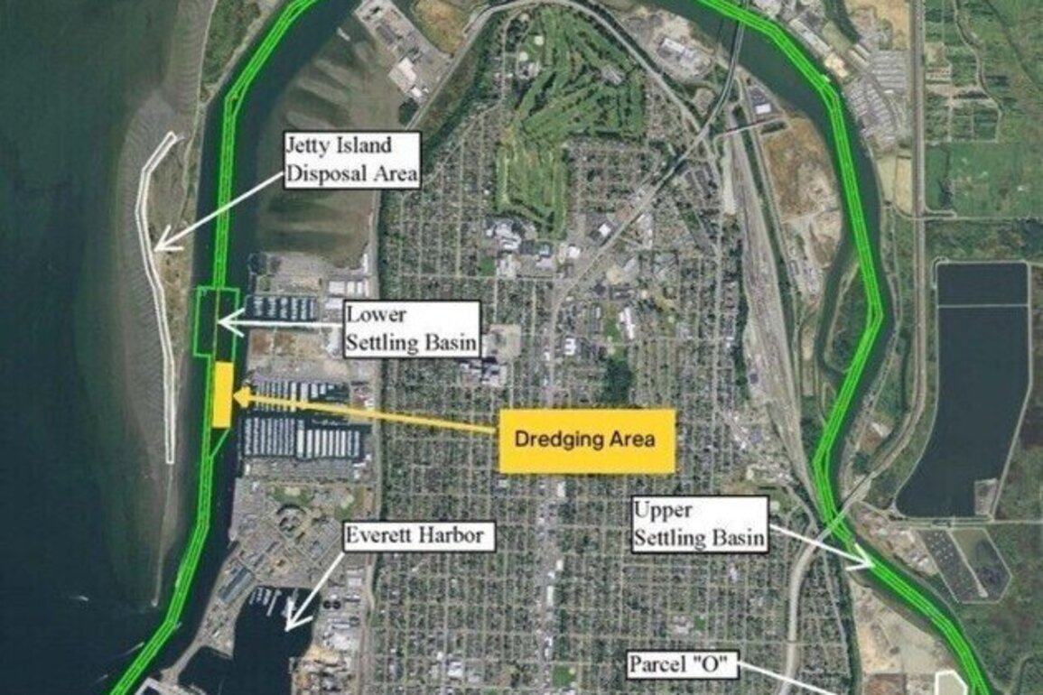 Army Corps begins dredging at Everett Harbor, Snohomish River, Nov. 4, 2025