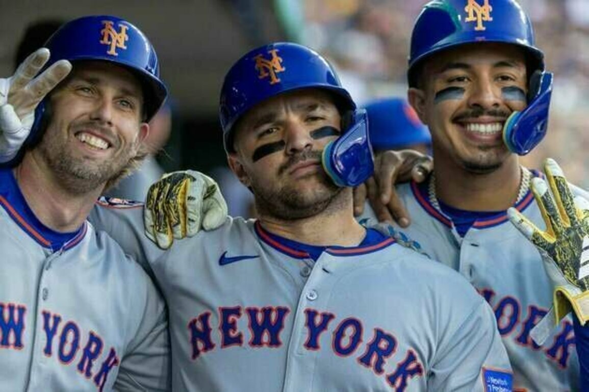 Pete Alonso hits two of Mets' four homers in rout of Tigers