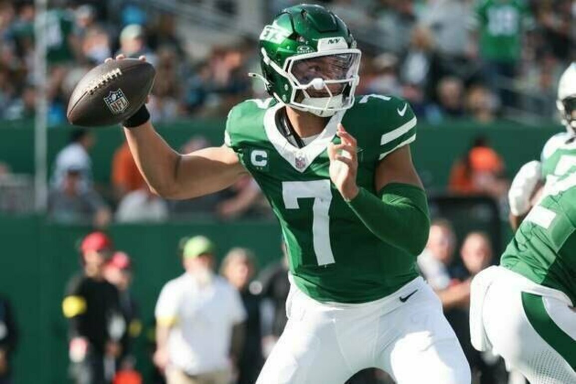 QB Tyrod Taylor out, leaving Justin Fields to start for Jets