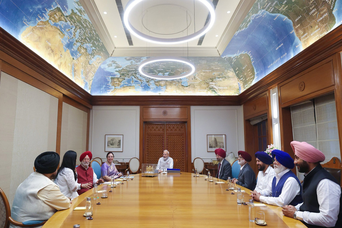 Hardeep Puri, committee submit recommendations to PM Modi for safekeeping of Sikh relic 'Jore Sahib'