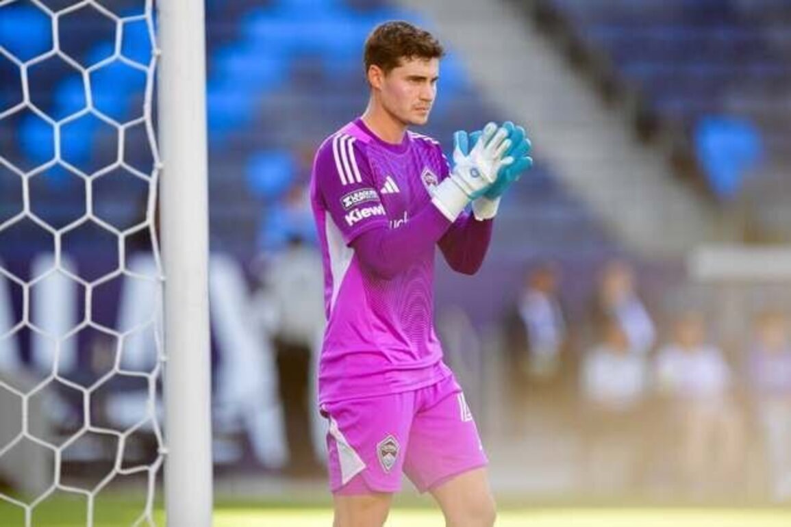 Rapids sign GK Nico Hansen to new contract