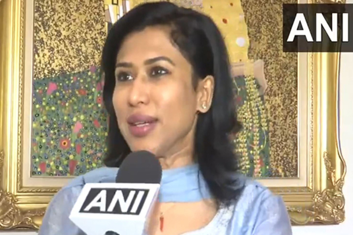 Congess leader calls Rohit Sharma "fat," defends remark with 'what's wrong in saying in democracy?'