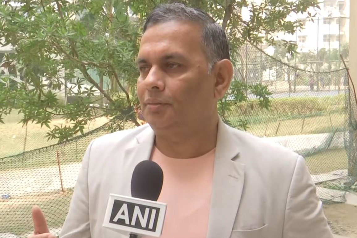 "Om, Sun and Kovidara tree": Indologist Lalit Mishra discovers Ayodhya's ancient flag