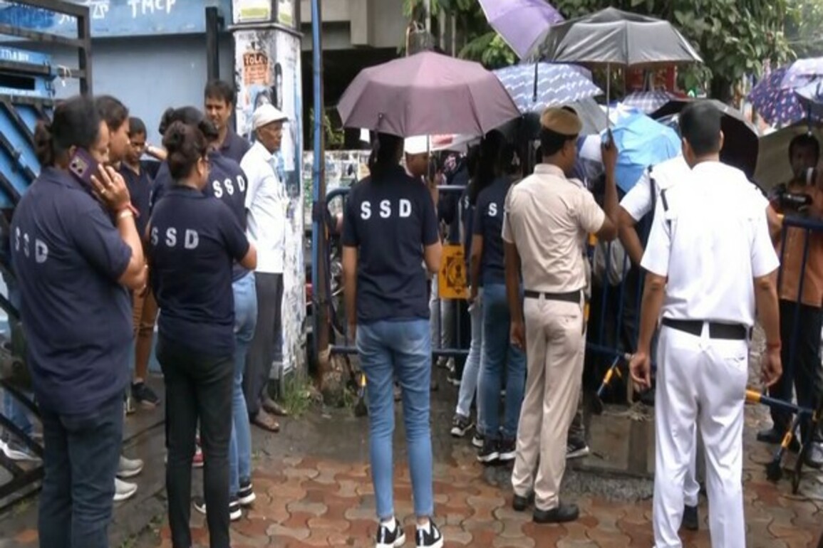 Kolkata: Police deployed as classes resume at South Calcutta Law College amid ongoing investigation