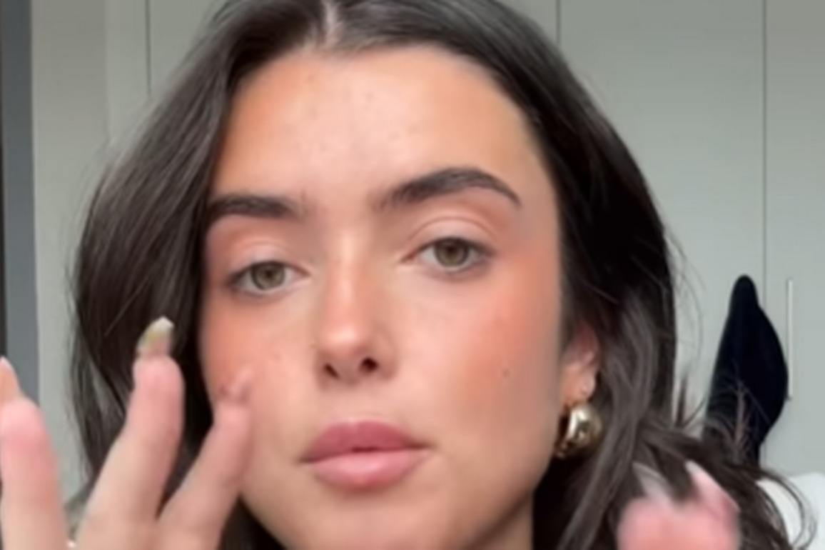 Irish influencer's terrifying experience as man follows her to hotel room