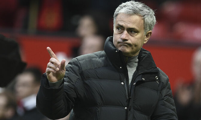 Mourinho uses injury woes to escape inspection of Spurs style Mourinho uses injury woes to escape inspection of Spurs style
