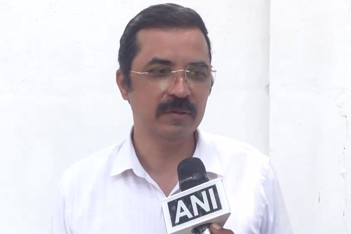 "Stalin has become crybaby": AIADMK's Kovai Satyan hits back at Tamil Nadu CM over remarks on EPS