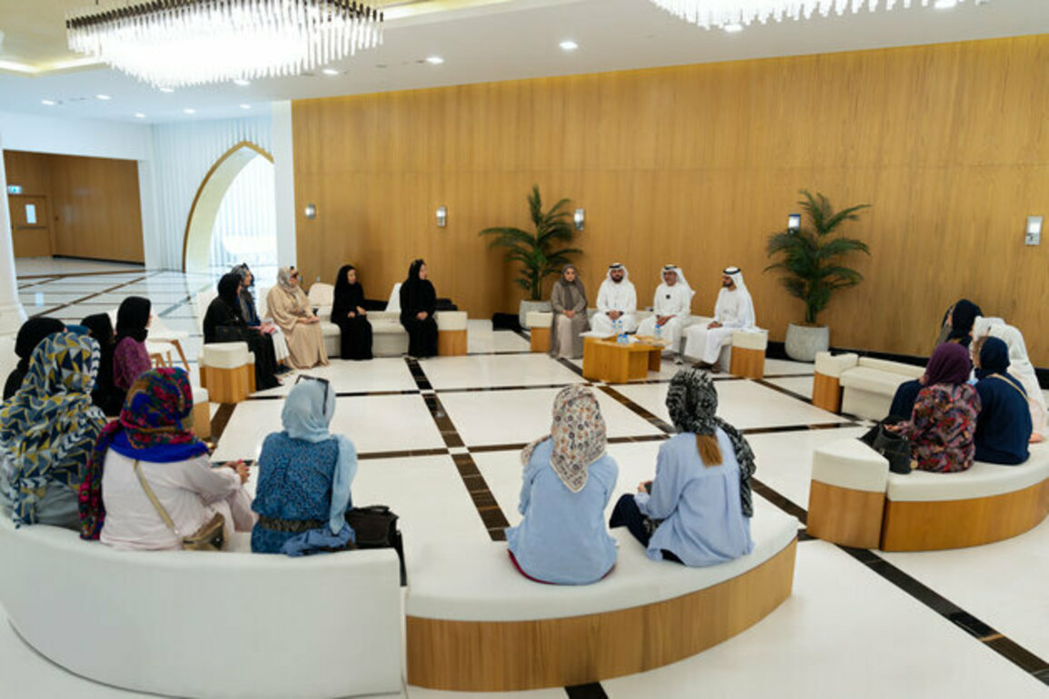 Sheikh Zayed Grand Mosque Centre hosts delegation from Abu Dhabi Accueil for French Speakers