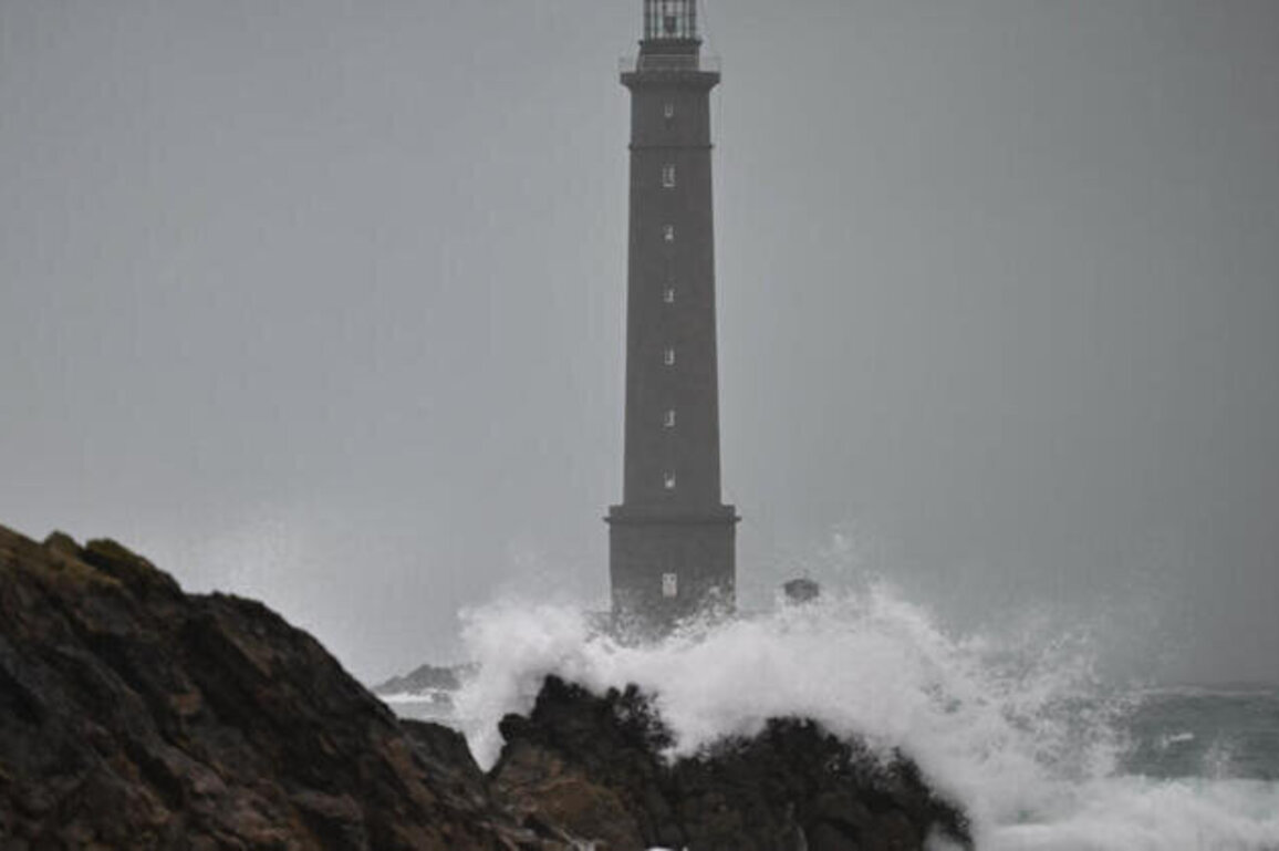 Heavy wind, rain, snow to batter Europe
