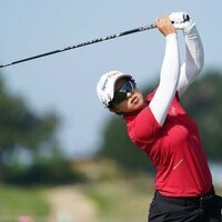 Chizzy Iwai ties course record, leads by 2 at LA Championship