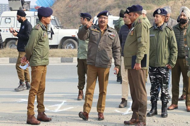 Active terrorists in South Kashmir record low at present: J-K DGP