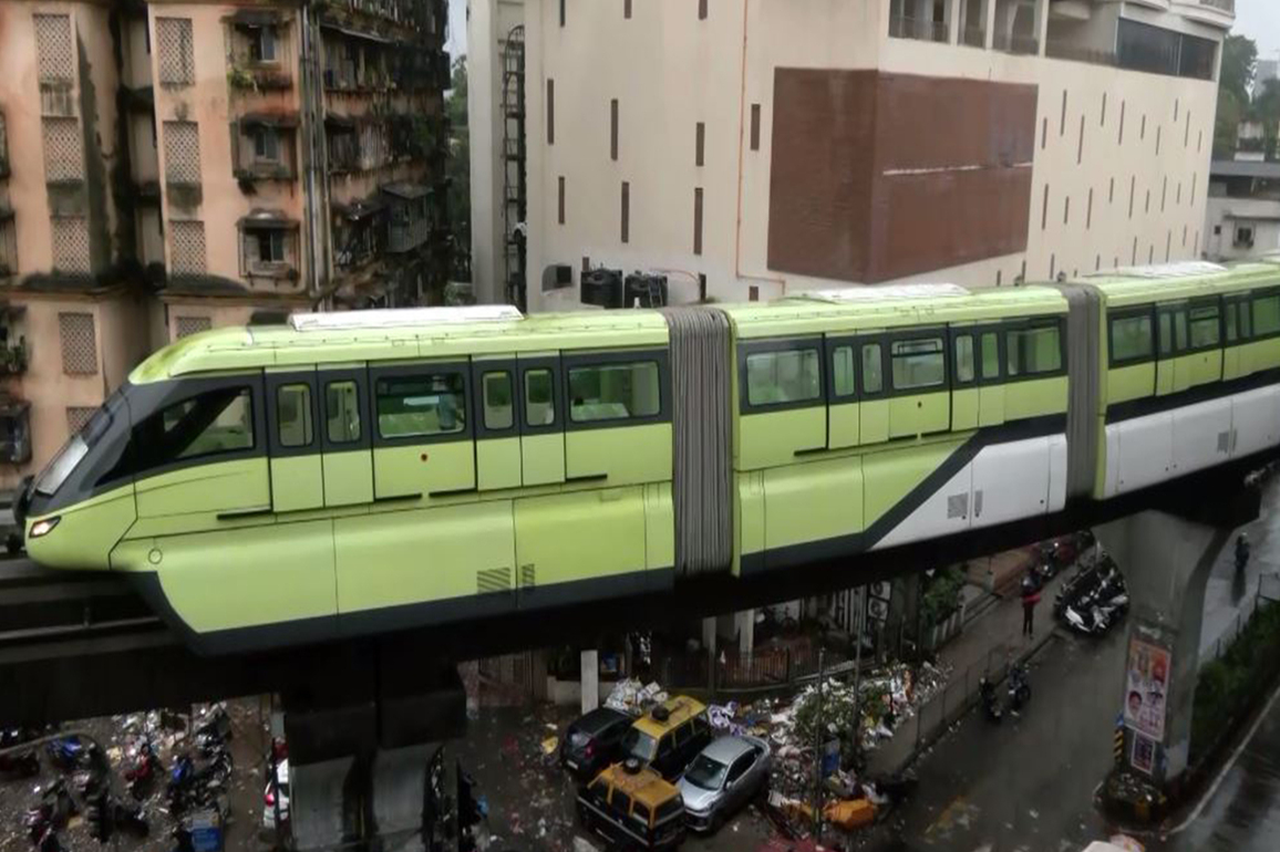 Mumbai: Monorail services resume after being stuck for hours near Wadala