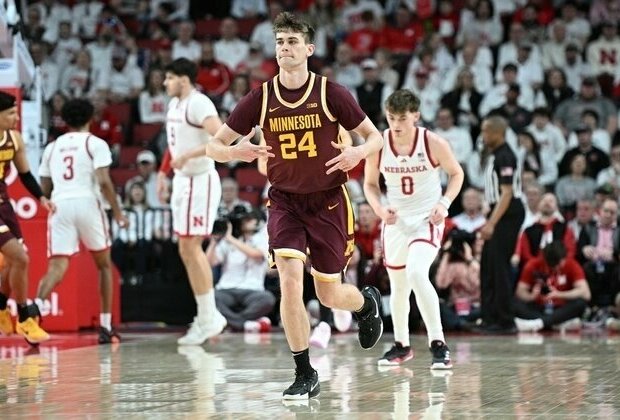 Brennan Rigsby's late 3-pointer gets Minnesota past Nebraska