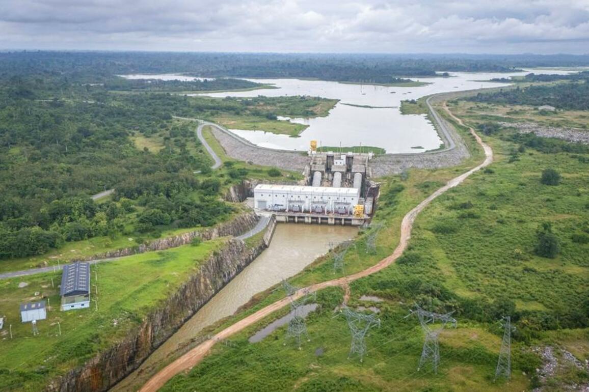 (Hello Africa) Chinese-built hydropower projects foster talent development in Cote d'Ivoire