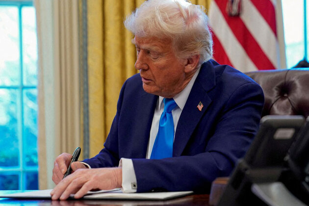 New H-1B visa fee applies only to fresh applications: USCIS clarifies
