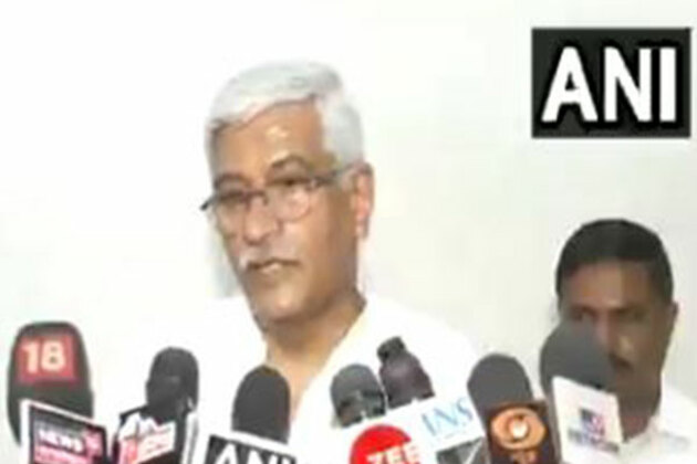 "Indian armed forces have given befitting reply to Pakisan": Union Minister Gajendra Shekhawat