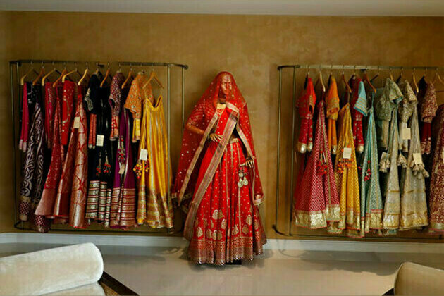 Vidhi Singhania launches a new store in New Delhi, Offering an exquisite collection of handwoven heirlooms