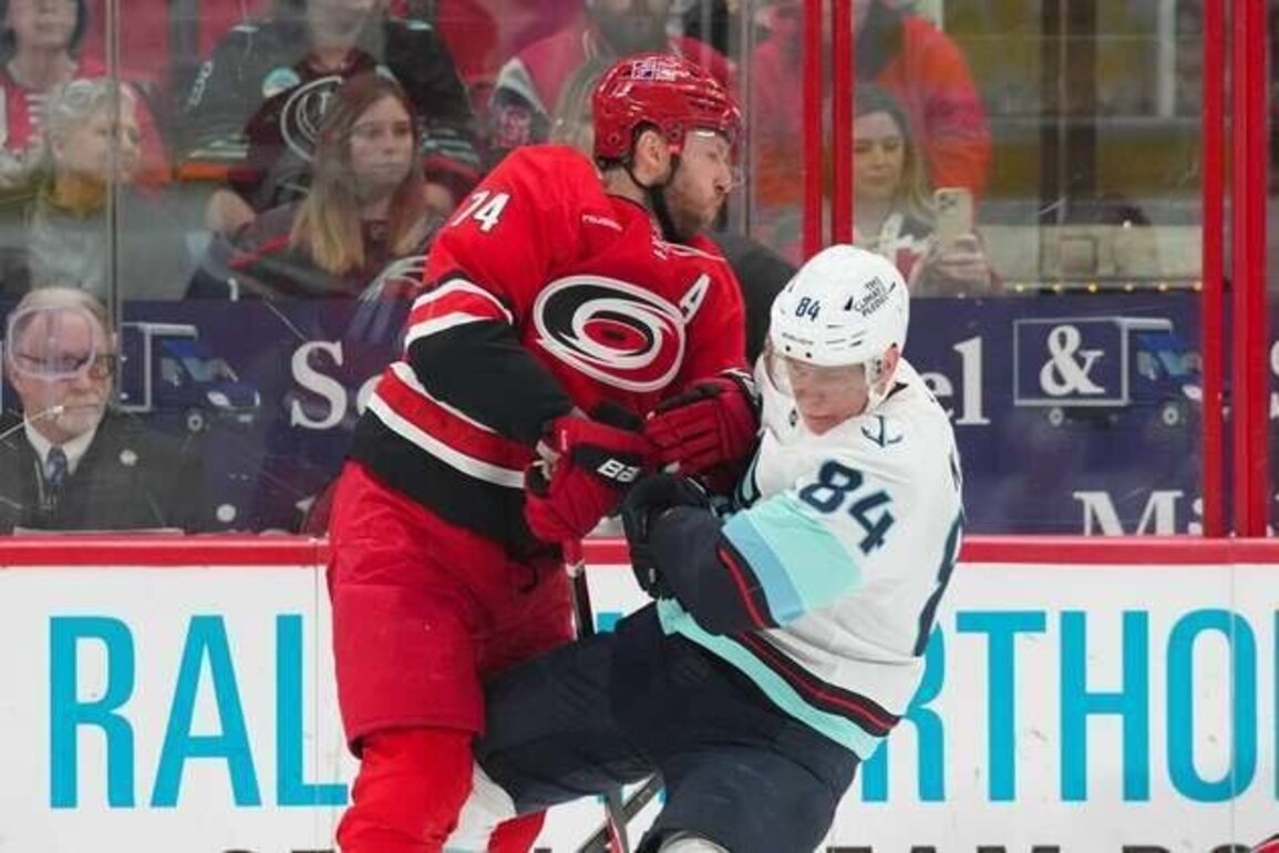 Jaccob Slavin makes impact in return as Hurricanes edge Kraken