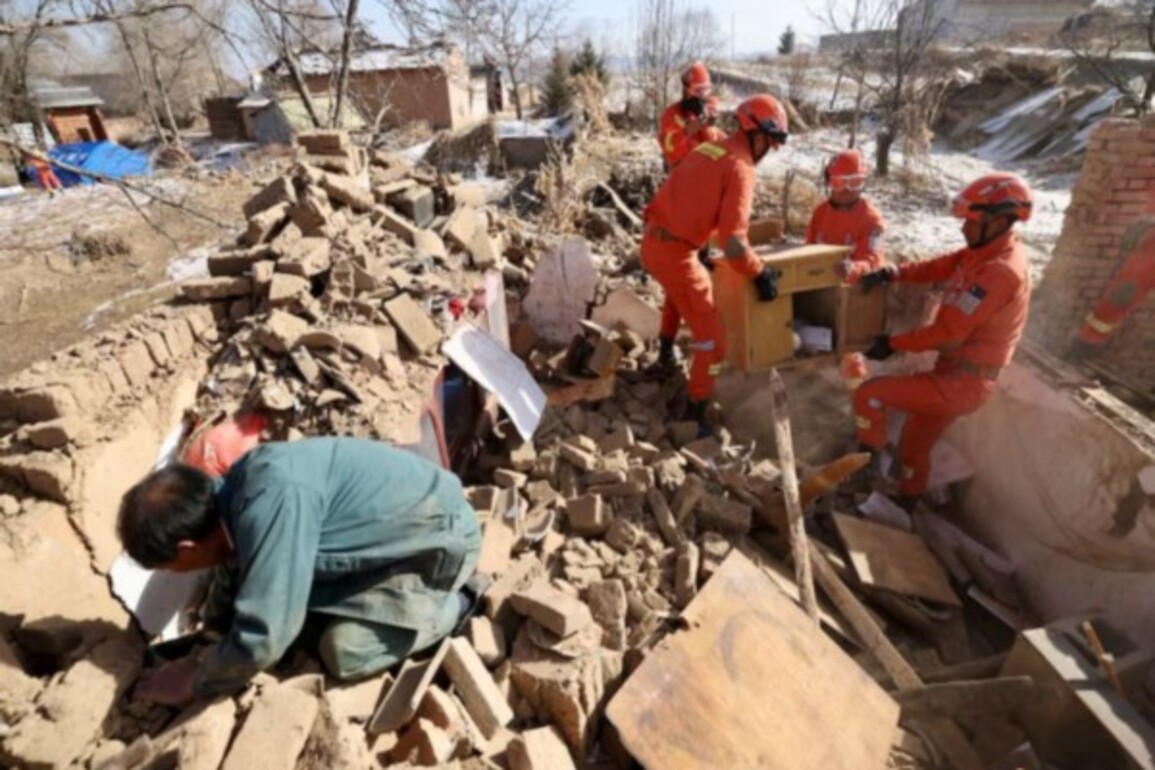 Earthquake of magnitude 4.2 strikes Xinjiang