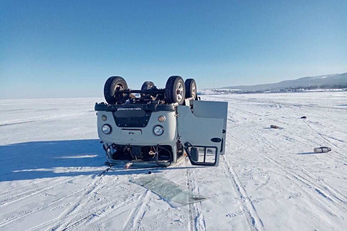 (SpotNews)RUSSIA-LAKE BAIKAL-ACCIDENT-CHINESE TOURIST