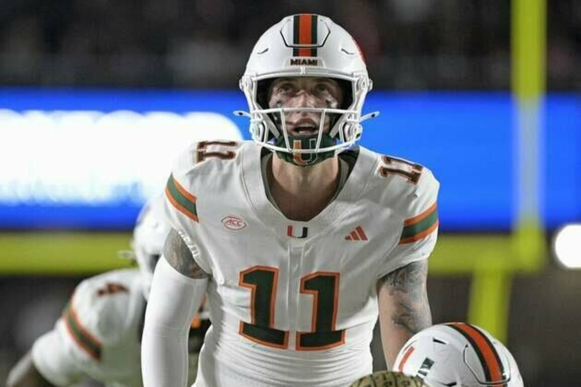 Miami's Carson Beck joins Oregon's Dante Moore atop Heisman race