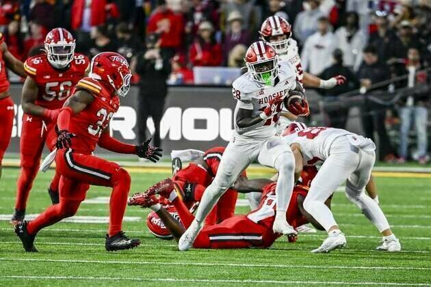 No. 2 Indiana routs Maryland with its running game