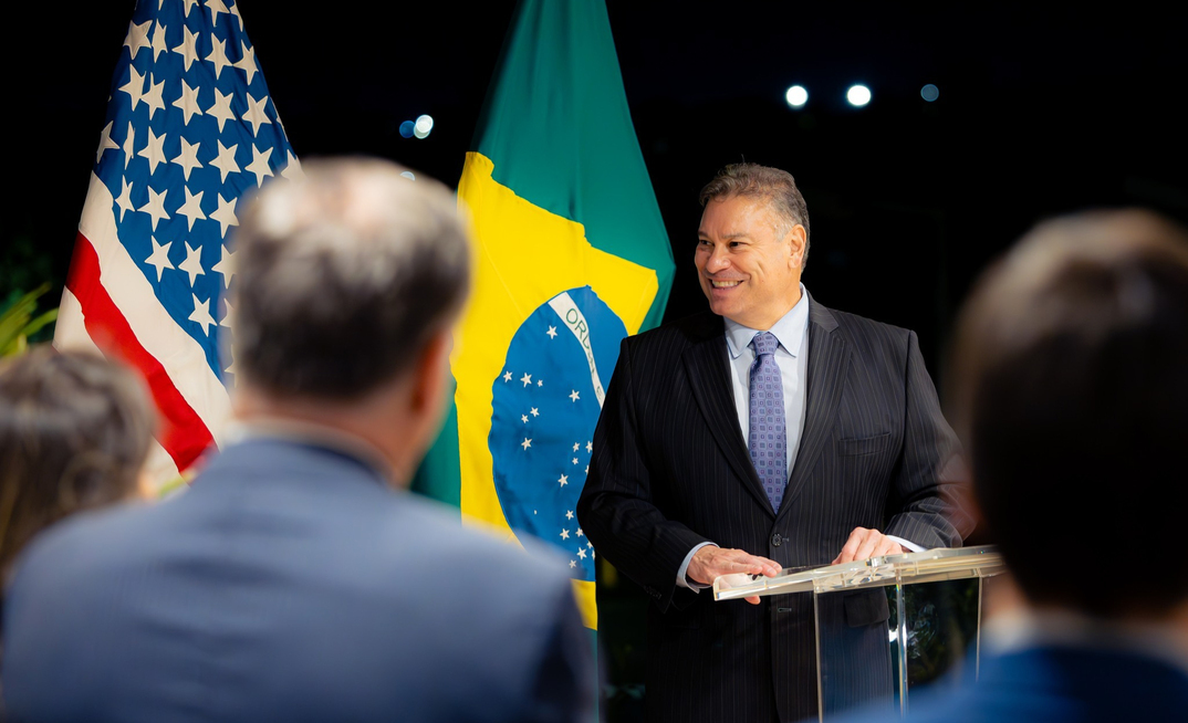 Encarregado de negócios dos EUA no Brasil, Gabriel Escobar