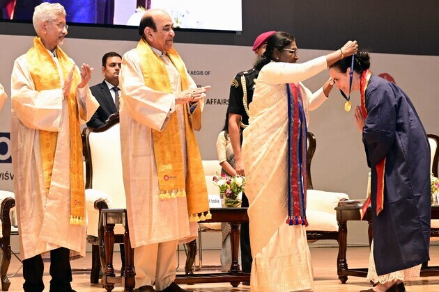 President Murmu addresses Nalanda University convocation ceremony