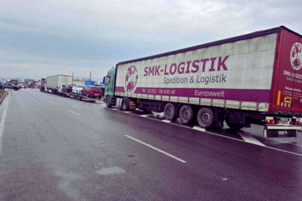 Farmers Blockade Brings Traffic to a Halt at Bulgaria-Greece Border