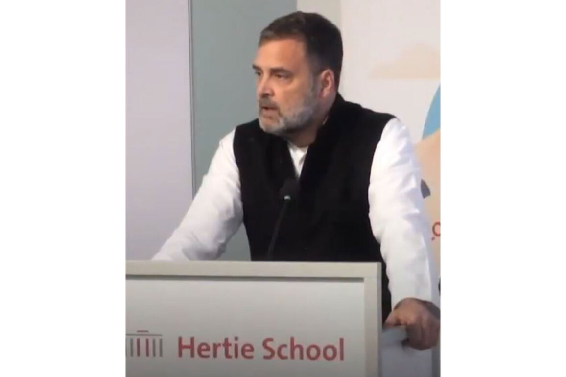 "BJP has completely disincentivised manufacturing in India": Rahul Gandhi