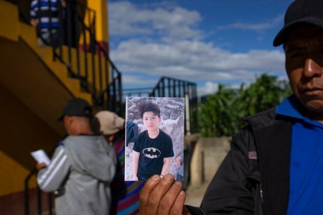 Toll Rises to 53 in Texas as Migrant Families Wait for Answers