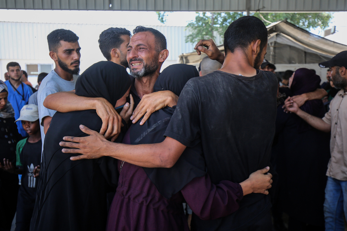 MIDEAST-GAZA CITY-ISRAELI AIRSTRIKE-MOURNING
