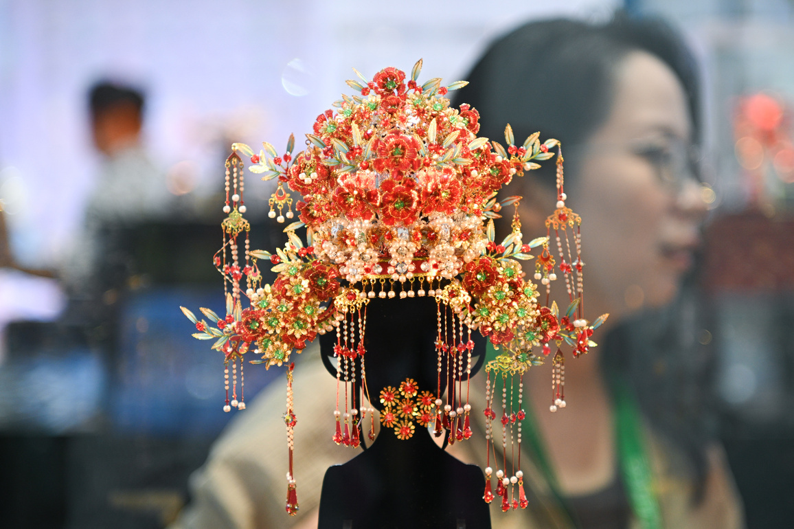 (HainanOutlook) CHINA-HAINAN-SIXTH CICPE-CHINESE BRANDS (CN)