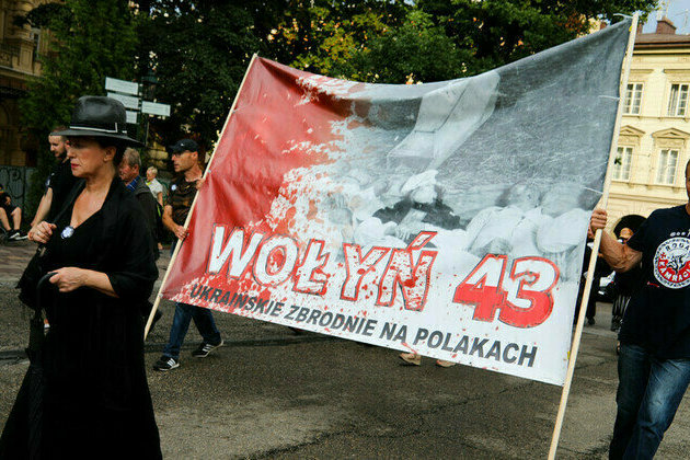 Polish president approves Memorial Day for victims of Ukrainian Nazis