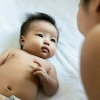 Is there a right way to talk to your baby? A baby brain expert explains 'parentese'