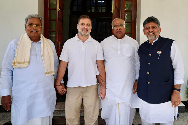 Karnataka Transition: CM-designate DK Shivakumar, Siddaramaiah hold high-level huddle with Kharge, Rahul Gandhi over Cabinet blueprint