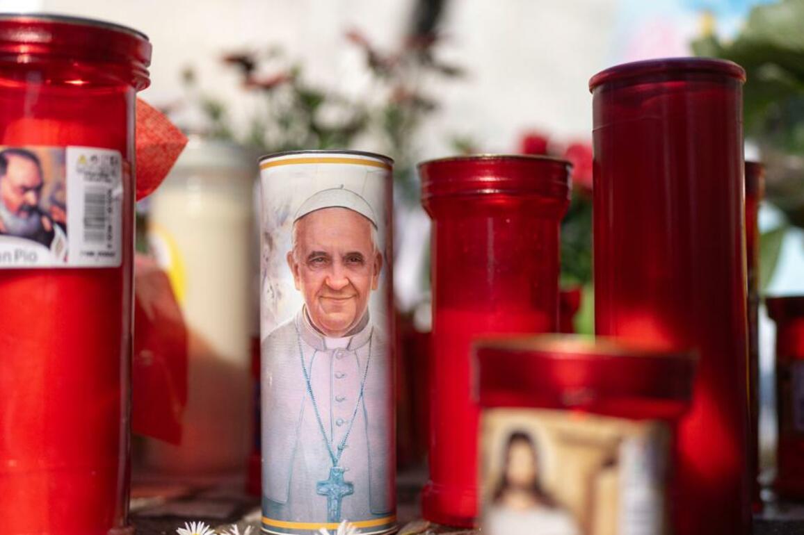 Pope Francis to be released from hospital on Sunday, doctors say