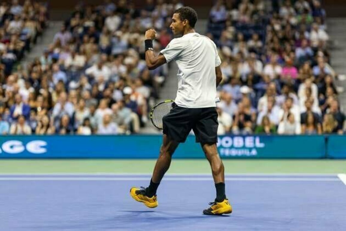 Felix Auger-Aliassime joins Jannik Sinner in Nitto ATP Finals semis
