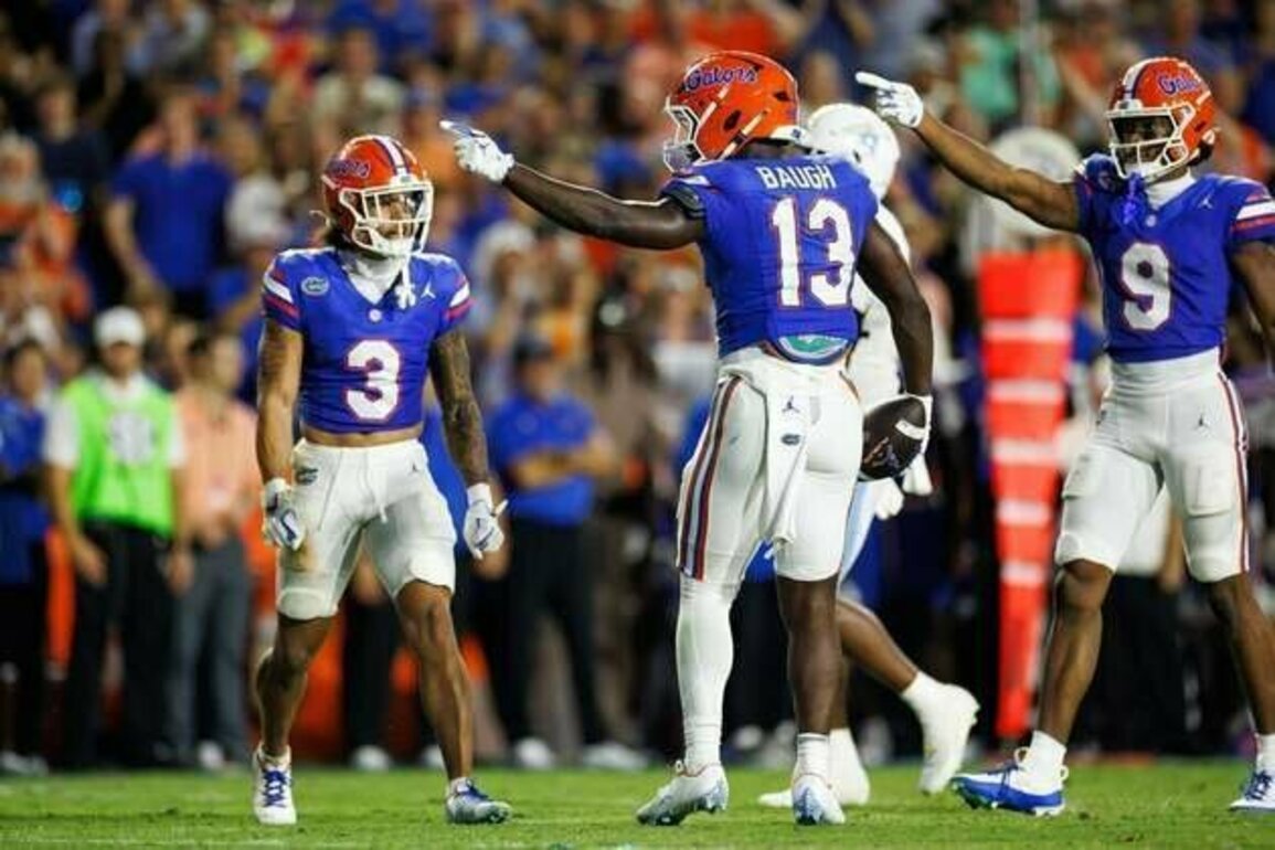 No. 15 Florida blanks Long Island as DJ Lagway throws 3 TDs
