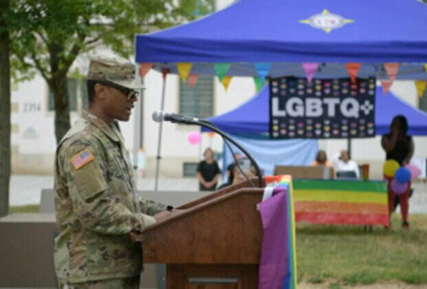 US Army bans transgender troops