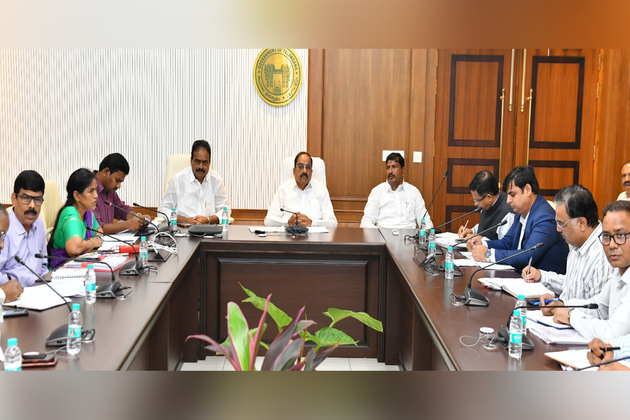Telangana Agriculture Minister Thummala Nageshwar Rao holds meeting on cotton procurement