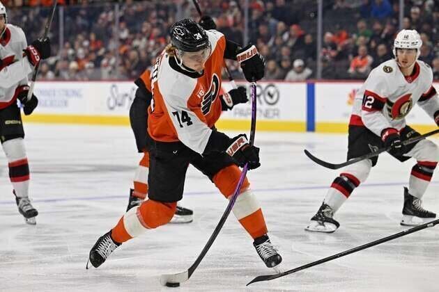 Senators' Tim Stutzle once again sinks Flyers in OT