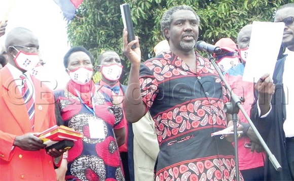 Akena ng’alayizibwa ku bwapulezidenti bwa UPC. Akena ng’alayizibwa ku bwapulezidenti bwa UPC.
